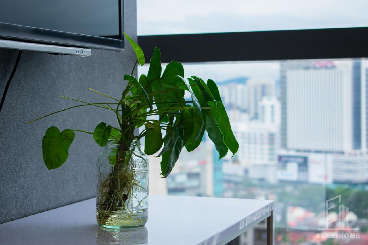 Netflix-Pinnacle Pj, Fantastic City View, 1-6 Guests Designed Duplex Home By Flexihome-My เปอตาลิงจายา ภายนอก รูปภาพ