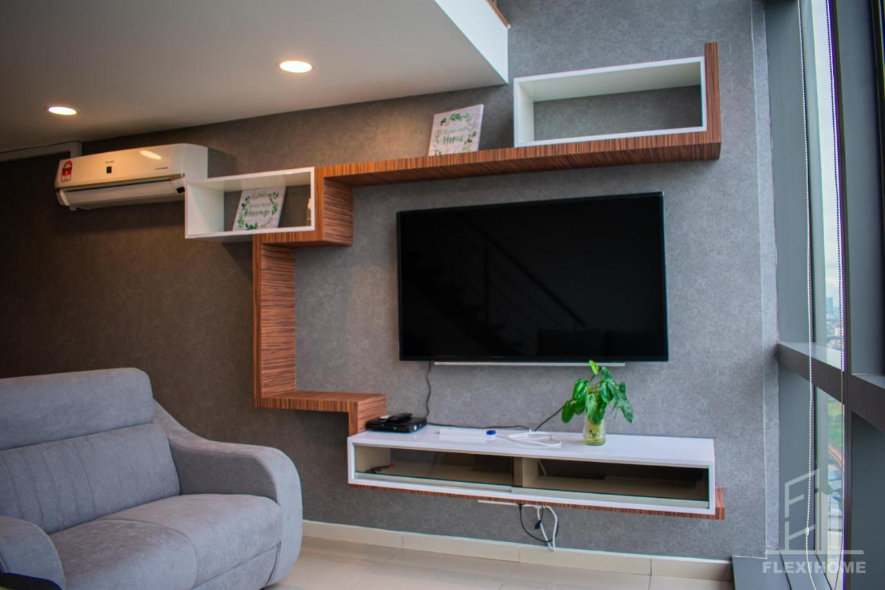 Netflix-Pinnacle Pj, Fantastic City View, 1-6 Guests Designed Duplex Home By Flexihome-My เปอตาลิงจายา ภายนอก รูปภาพ