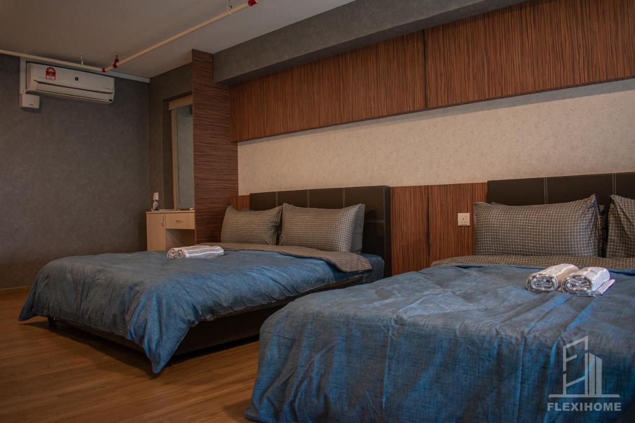 Netflix-Pinnacle Pj, Fantastic City View, 1-6 Guests Designed Duplex Home By Flexihome-My เปอตาลิงจายา ภายนอก รูปภาพ