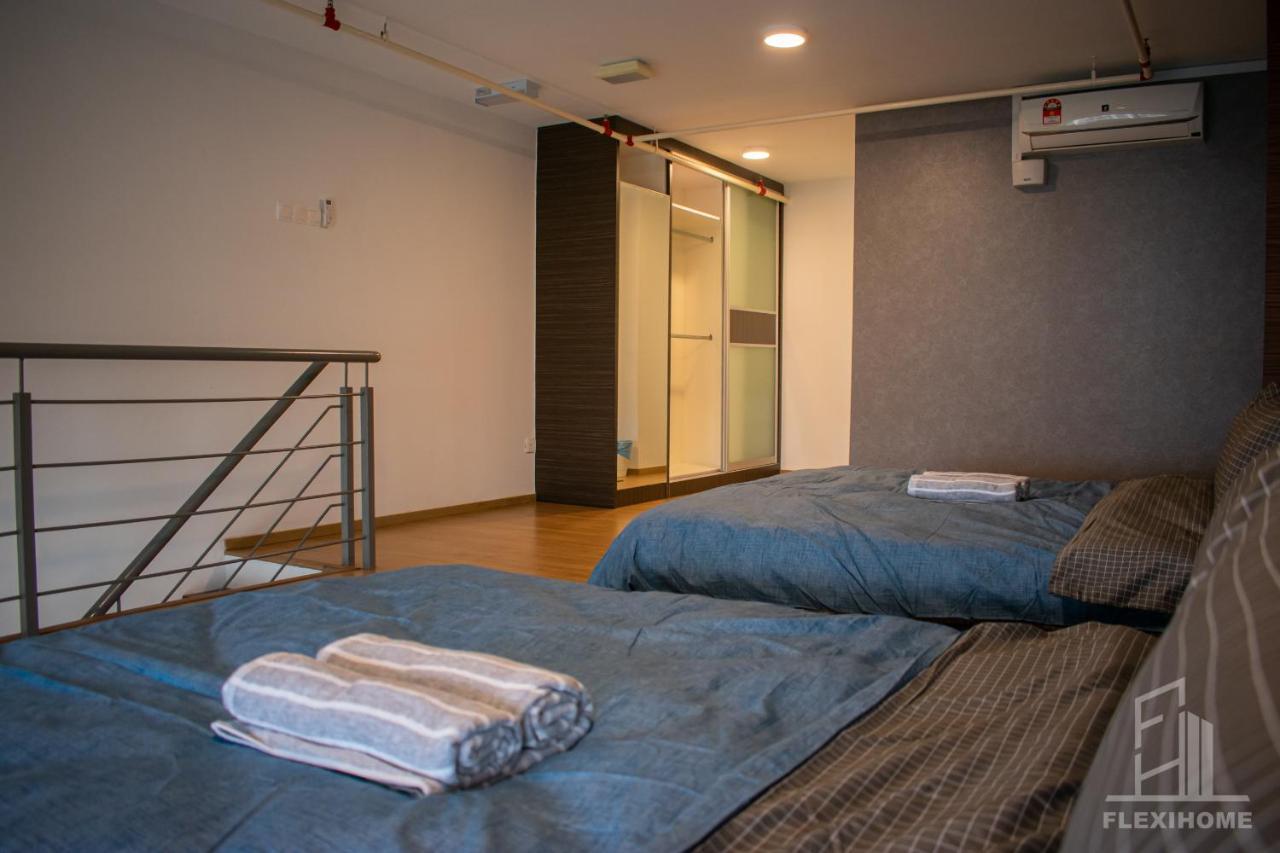 Netflix-Pinnacle Pj, Fantastic City View, 1-6 Guests Designed Duplex Home By Flexihome-My เปอตาลิงจายา ภายนอก รูปภาพ
