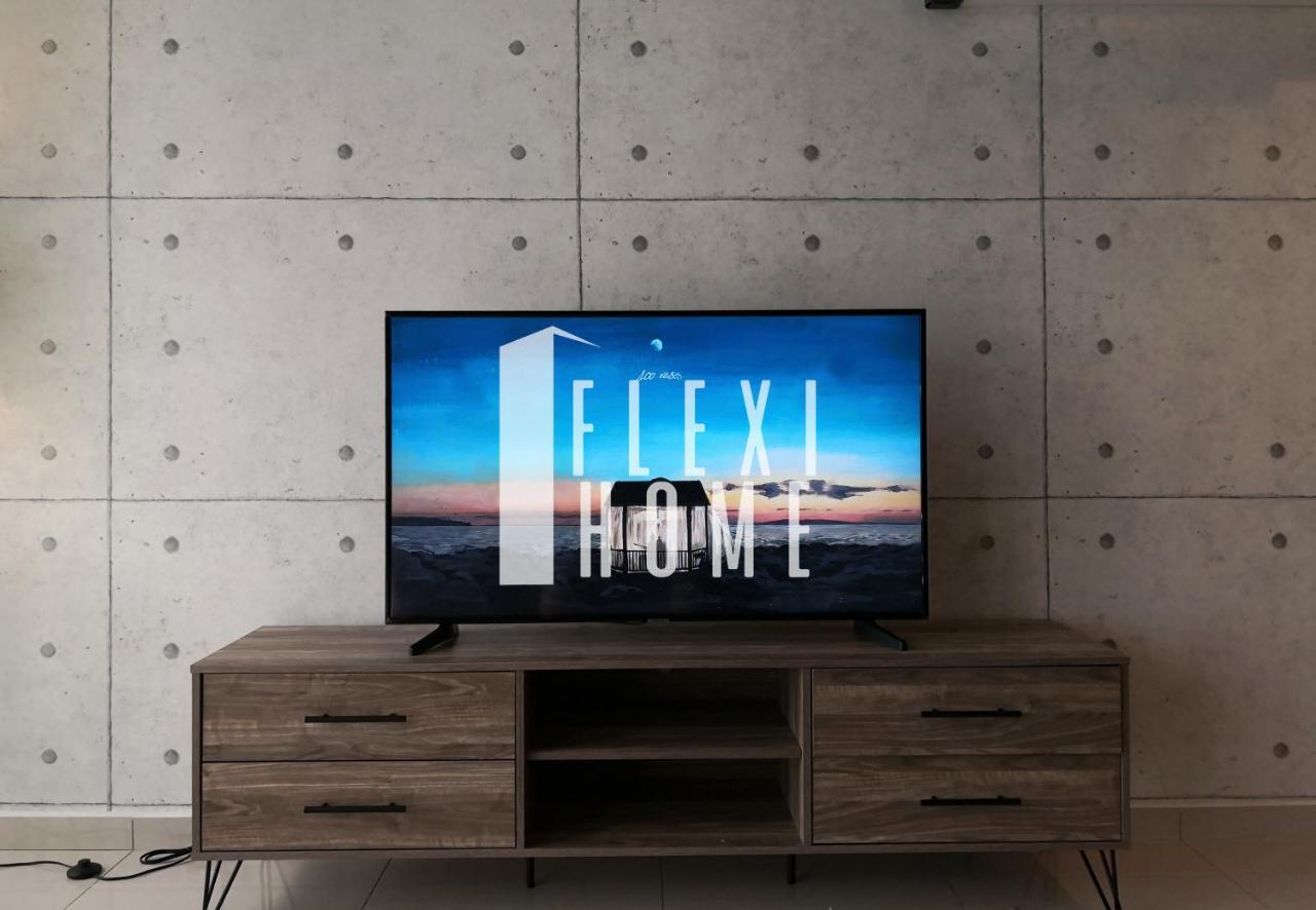 Netflix-Pinnacle Pj, Fantastic City View, 1-6 Guests Designed Duplex Home By Flexihome-My เปอตาลิงจายา ภายนอก รูปภาพ